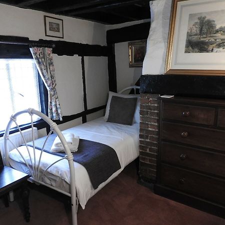 St Faith Street Villa Maidstone Bagian luar foto